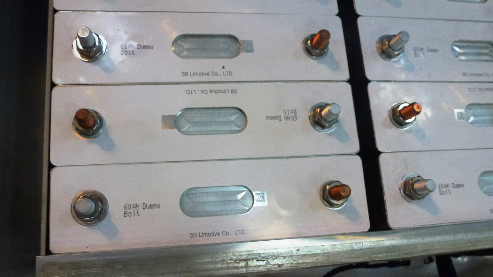 Battery cells in an electric vehicle pack