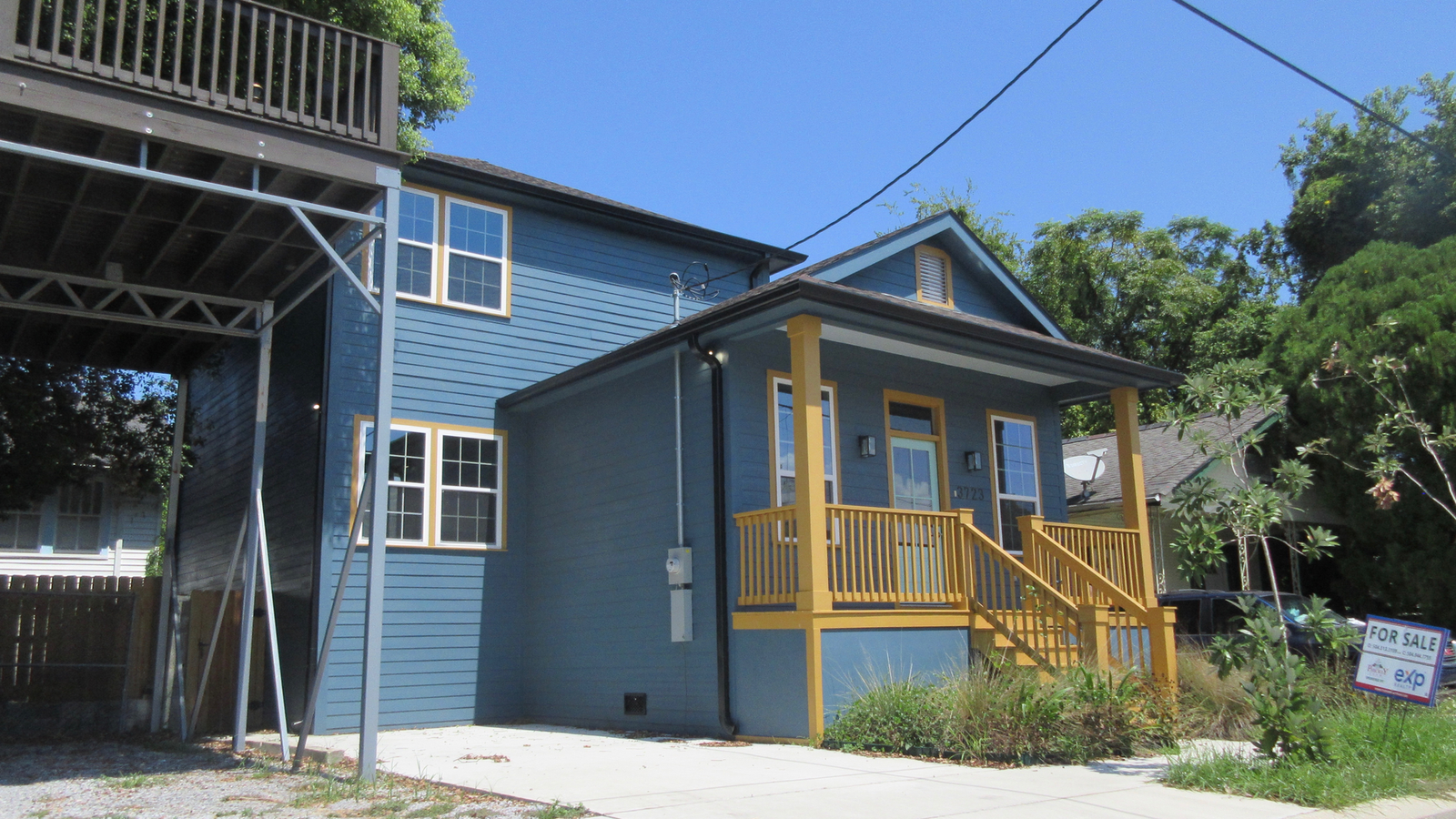 For sale sign outside a new house in New Orleans